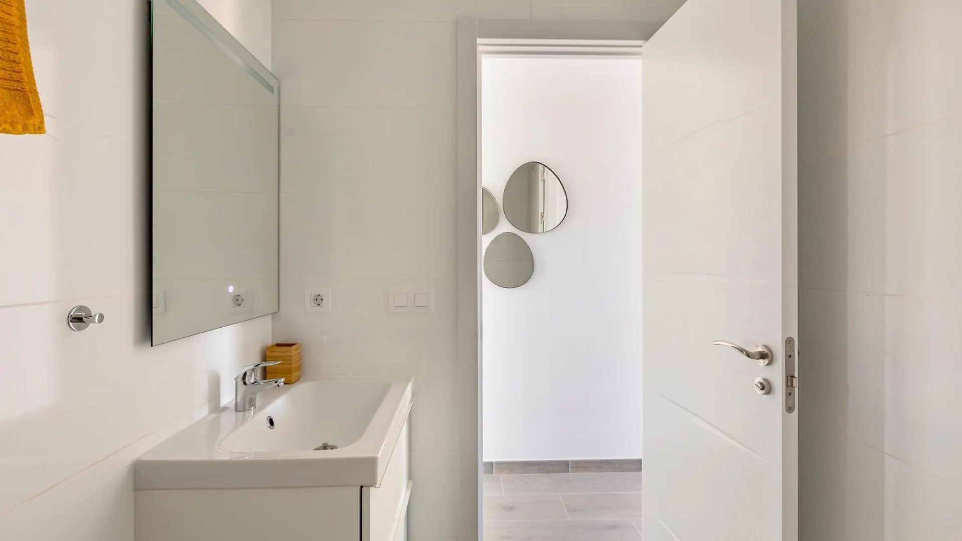 Chic & Stylish Near Yumbo Daire Playa del Ingles  İspanya